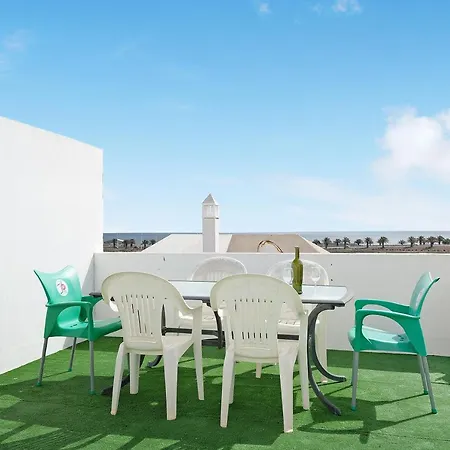 Un Oasis En Arrecife